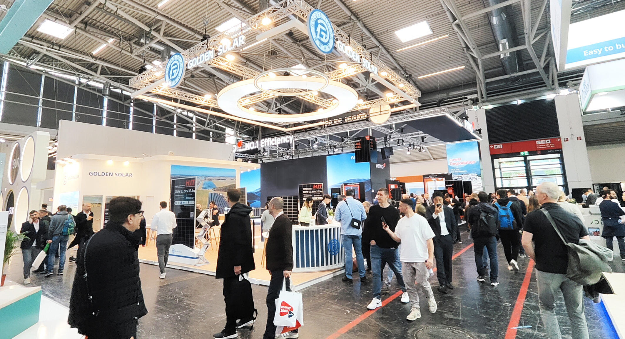 w66利来光伏实力亮相德国Intersolar Europe，全球化战术布局再提速